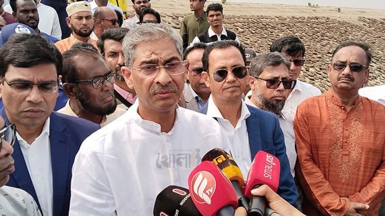 ফসলরক্ষা বাঁধ নির্মাণে অনিয়ম সহ্য করা হবে না: পানিসম্পদ মন্ত্রী