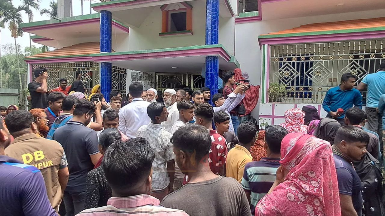 কাপাসিয়ায় একই পরিবারের পাঁচজনকে গলা কেটে হত্যা, স্বামী পলাতক