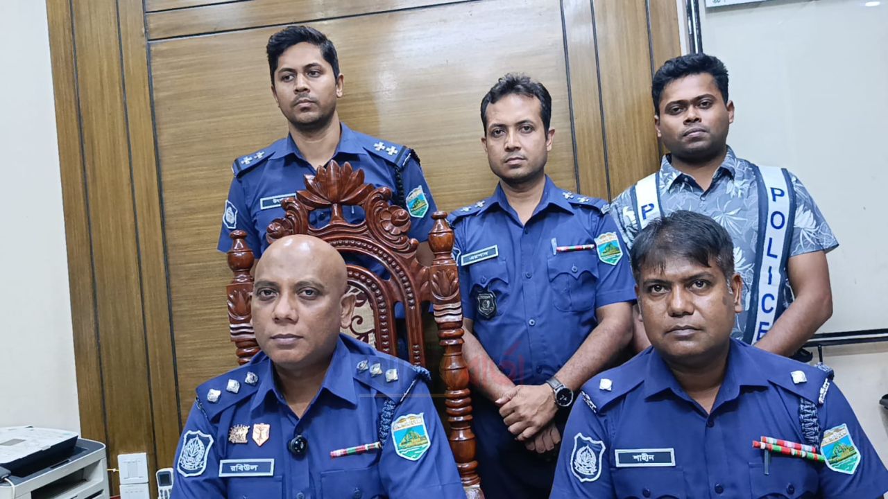 ভাবির পরকীয়া প্রেমের বলি হলেন দেবর, গ্রেপ্তার ২