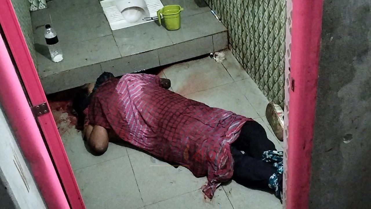 তাড়াশে গৃহবধূর রহস্যজনক মৃত্যু, স্বামীর বিরুদ্ধে হত্যার অভিযোগ