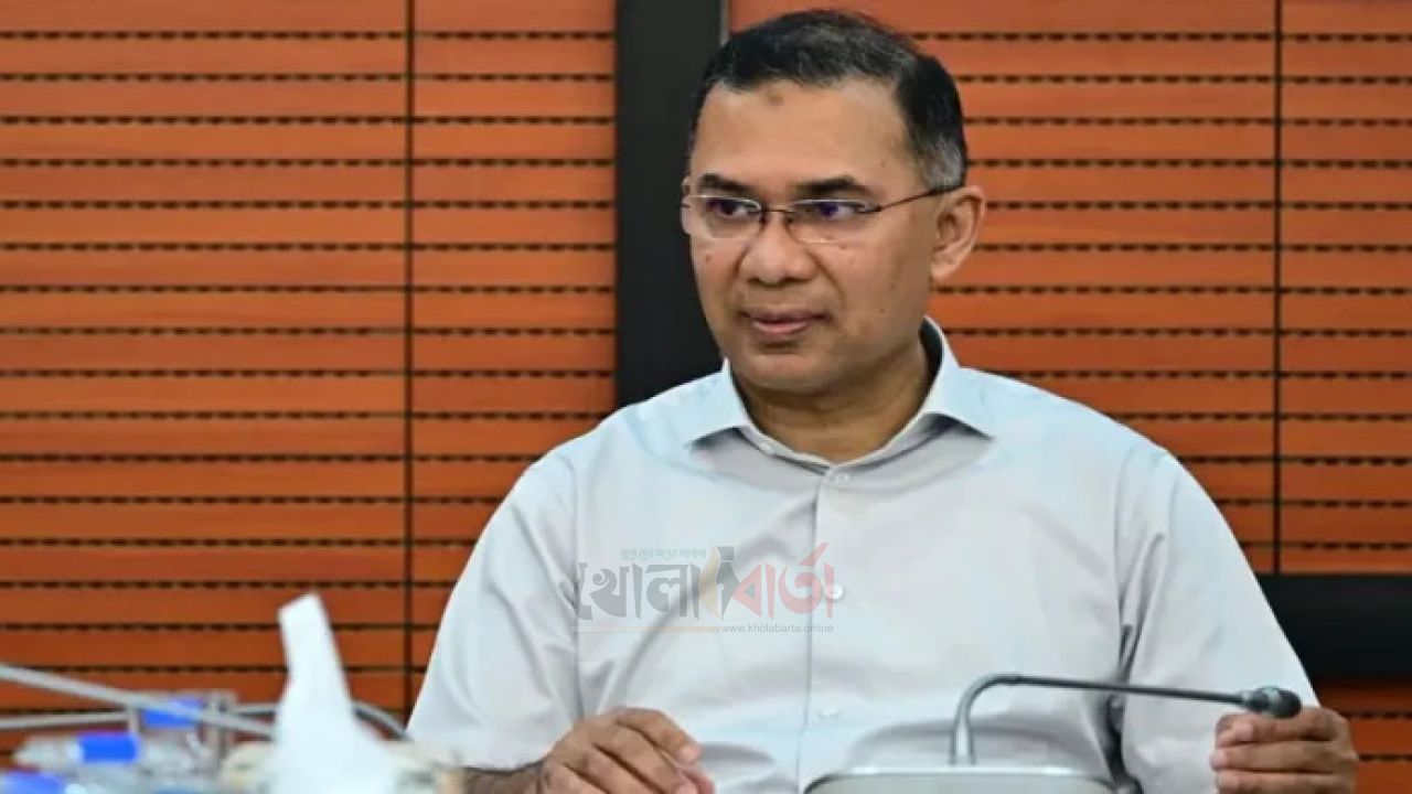 ঢাকার গণপরিবহন ব্যবস্থাপনা নিয়ে বৈঠকে প্রধানমন্ত্রী